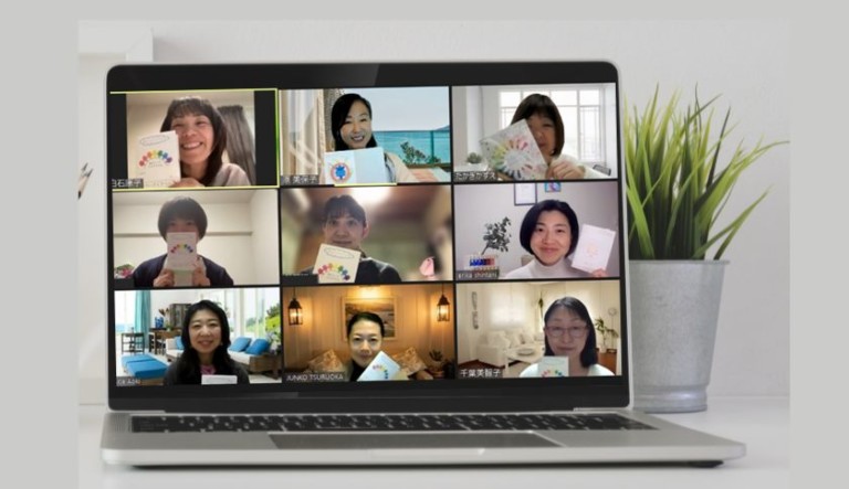 オンライン色育カフェの風景