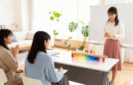 ＴＣカラーセラピスト講座（講師と受講生）